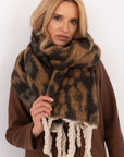Shawl model 205961 AT