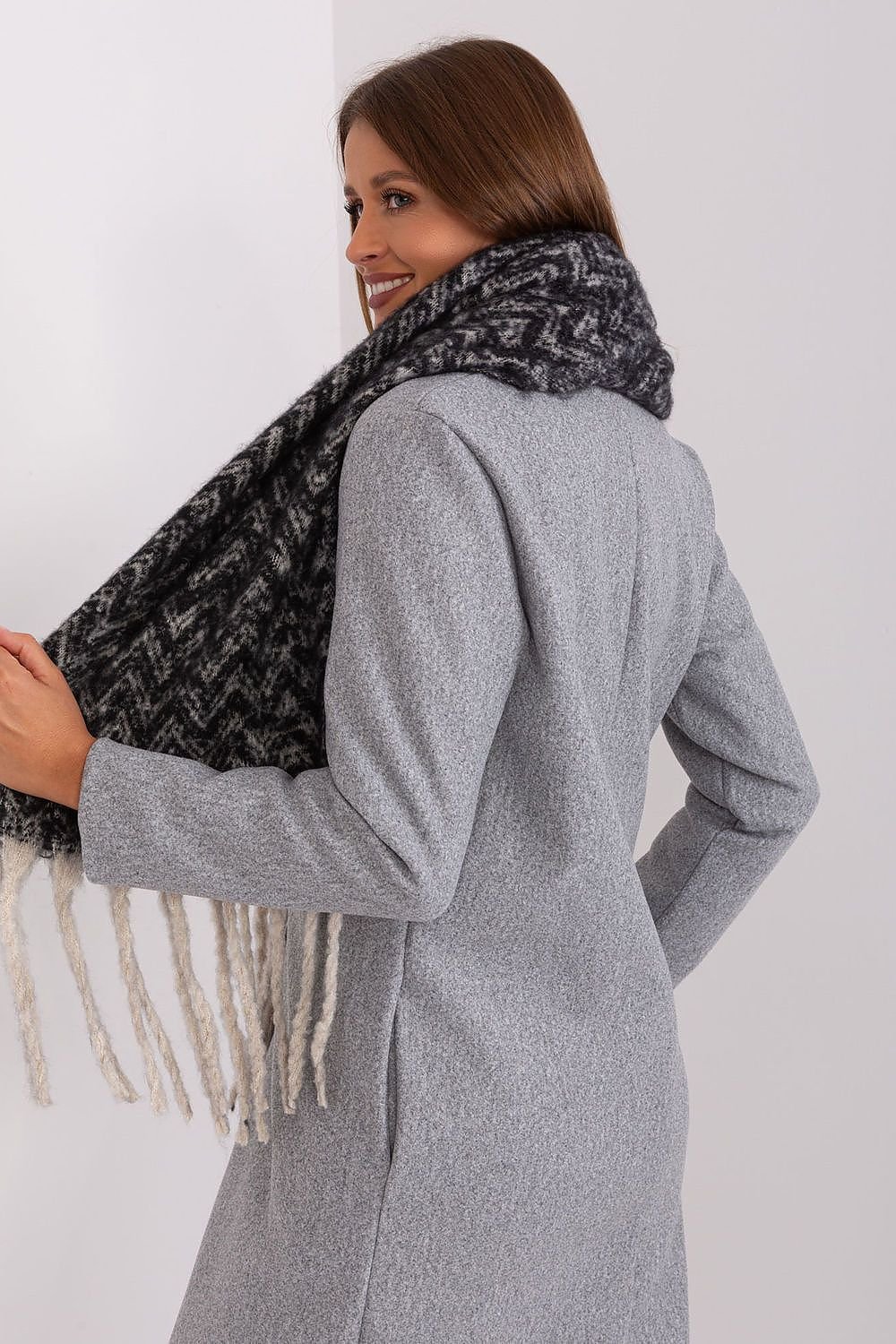 Shawl AT