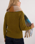  Shawl model 200279 AT 