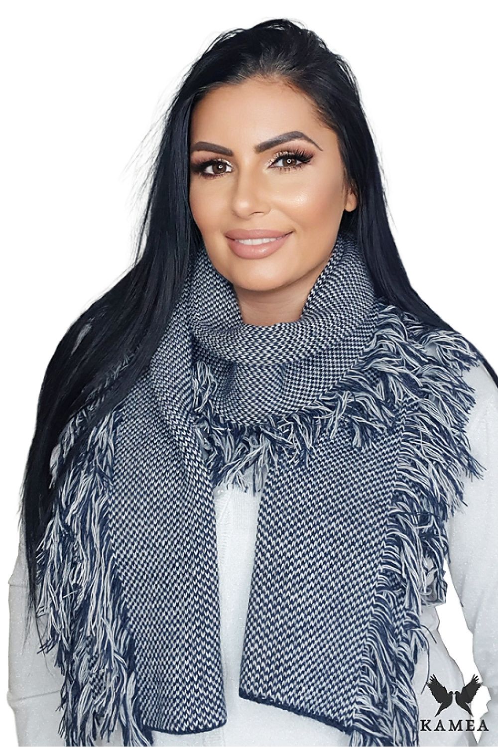  Shawl model 205623 Kamea 