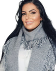  Shawl model 205627 Kamea 