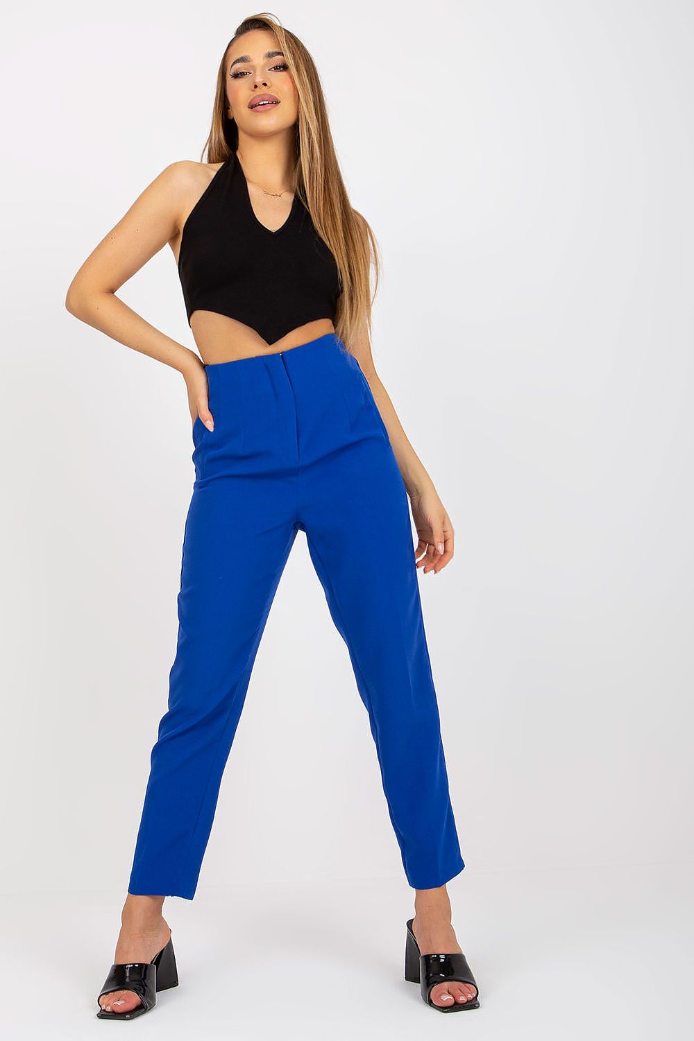  Women trousers model 168064 Xsapienza 